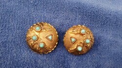 Antique gold-plated metal ear clip with a pair of turquoises, incredibly beautiful work