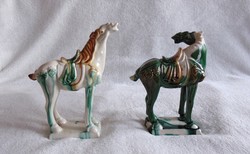 Kínai Tang stílusú hárommázas régi kerámia ló szobrok párban