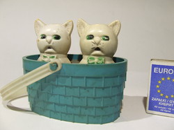Old, retro, beeping game: ugly cats, kittens in a basket - watch with video and sound!