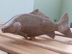 Régi antik tálaló eszköz: ezüstözött hal figura (24,5 cm), asztal teriték