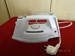 ALASKA gőzölős vasaló, eredeti dobozban. jókai