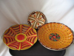 Nagyon retro 3 db gipsz festett fali dísz tál  egyben