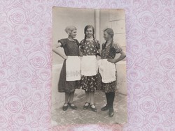 Régi képeslap fotó levelezőlap fiatal hölgyek