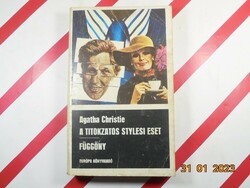 Agatha Christie: The Mysterious Case of Styles curtain