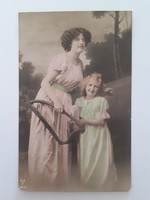 Régi képeslap vintage fotó levelezőlap hölgyek