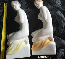 Hollóház jelzett,hibátlan állapotú akt porcelán