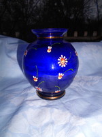 Parádi antik üveg váza  -zománc festett kamilla virág díszítéssel
