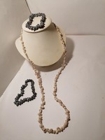 Jewelry made of snail shells (918)
