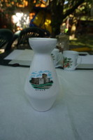 Hibátlan kerámia váza a gyulai vár képével eladó.