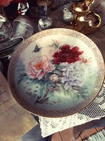 Signed Lena liu English decorative plate with flower pattern