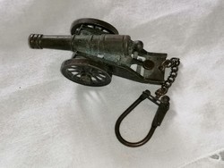 Vintage period bronze cannon. 322.