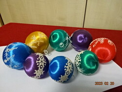 Christmas silk balls, eight pieces. Jokai.
