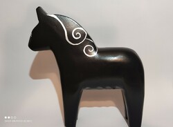 Nagy méretű festett  DALA ló fekete paripa ezüst festéssel