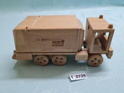 T0729 wooden ave garbage truck 20x7 cm