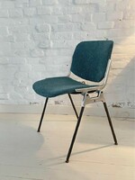 Iconic castelli dsc 106 chair by Giancarlo Piretti, Italy, 1960s