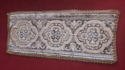 Old large tapestry velvet runner (m3435)