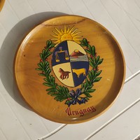 Festett fa fali tányérok Dél-Amerikai országok címereivel eladók!
