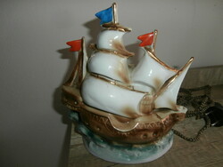 Porcelain boat mood lamp