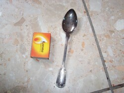 Nagyméretű kiskanál eladó