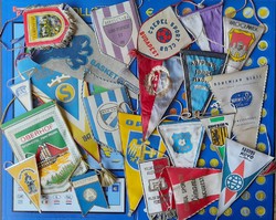 23 sports flags + a pair of badges