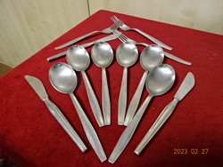 Cutlery marked Hh, six spoons, three forks, three knives. Jokai.