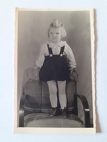 Retro gyerekfotó vintage kislány fénykép