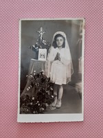 Régi gyerekfotó elsőáldozó kislány vintage Braun fénykép