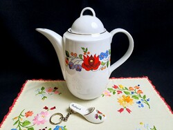 Eredeti kézzel festett Kalocsai porcelán teás-kávés kancsó, kiöntő + ajándék papucs kulcstartó