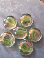 Zöld - áttetsző díszkristály