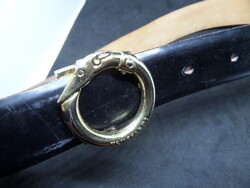 Trussardi (eredeti) Vintage női bőr öv hossz:87 cm, szél: 3 cm csat: 4 x 4 cm