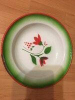 Zománcos tányér virágmintával