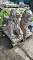 Pair of antique Medici style stone lions