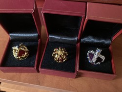 Miniatűr királyi koronák