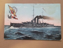 Császári és Királyi Haditengerészet SMS Tegetthoff csatahajó a vízen haditengerészlap