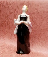 Russian Antique Singer Figurative Porcelain