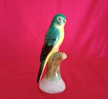 Bodrogkeresztúri porcelán papagáj