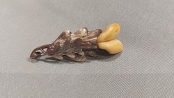 Antik ezüst vadász bross, vagy kitűző őz fogakkal