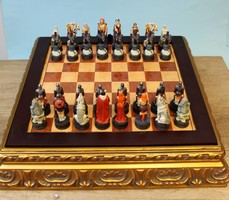 Scandinavian chess set