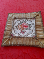 Tapestry runner interwoven with old gold thread, antique metal thread, perfect size: 25 x 25 cm