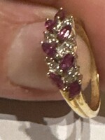 Nagyon mutatós rubinnal és brilliansal díszített 10 kr aranygyűrű  eladó!Ara:46.000.-