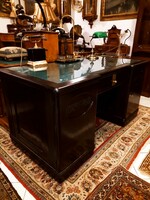 Antik, szecessziós, térbe rakható, lakk fekete, főnöki íróasztal nagyon szép eredeti állapotban