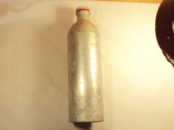 Régi retro alu alumínium palack, kulacs műanyag kupakkal