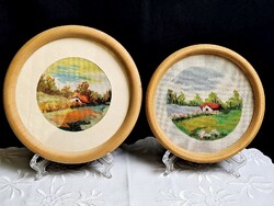 2 db tűgoblen, gobelin tájkép fa keretben, üvegezve 17 és 19 cm