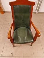 Karfás bőr szék
