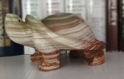 Aragonit/ónix-márvány teknősbéka Kínából