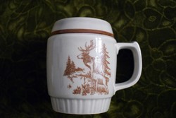 Régi vadász , erdész bögre szarvas minta 0,5 L 12,5 x 9 cm +fül GDR sörös korsó