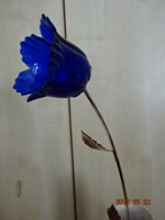 Kobalt kék üveg rózsa, szára 50 cm hosszú. Jókai.