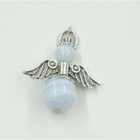 Pendant with chalcedony material