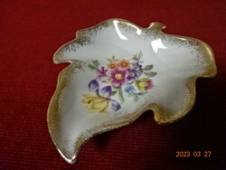 German porcelain, leaf pattern, floral centerpiece. Length 10 cm. Jokai.