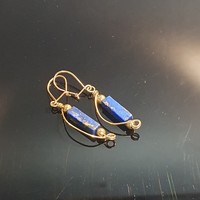 Earrings with lapis lazuli.